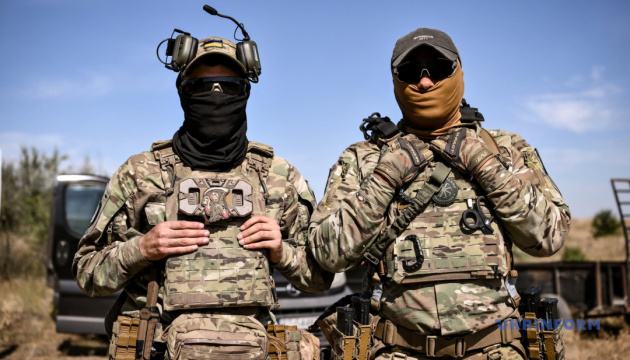 Чому іноземці їдуть воювати в Україну