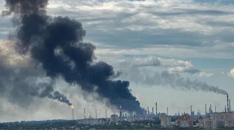 Росії бракує третини бензину після ударів по НПЗ