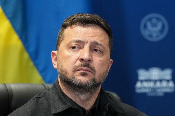 Навіщо директор ЦРУ літав до Москви: Зеленський назвав мету візиту