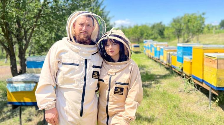 Бізнес після окупації: як ветеран перезапустив пасіку і відкрив виробництво вуликів