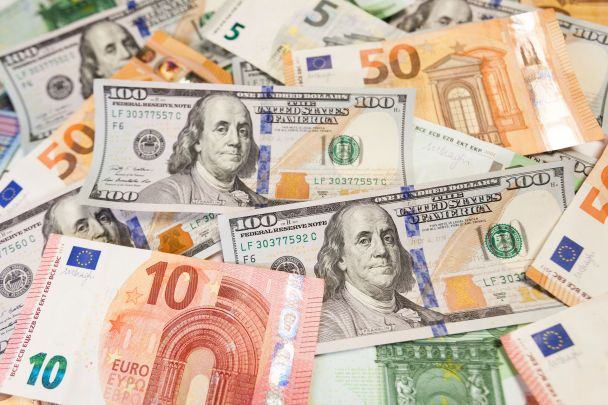 Курс валют на неділю, 6 вересня: скільки коштують долар, євро і злотий