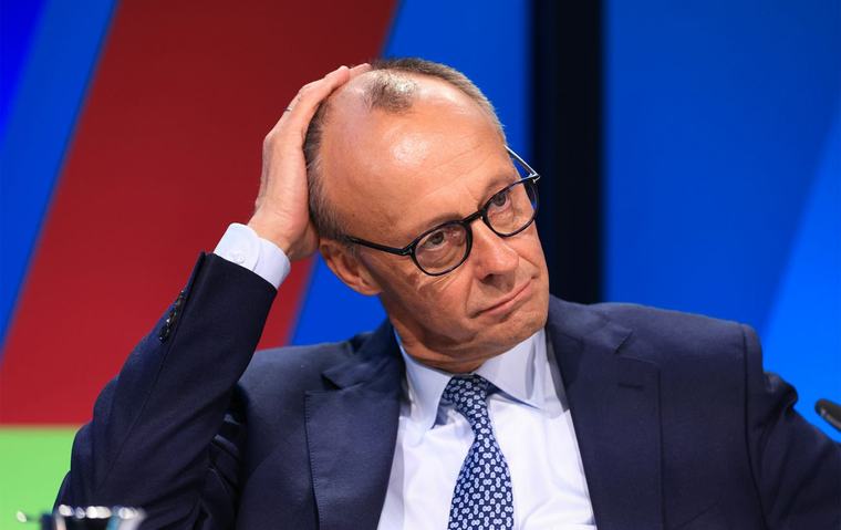 14:29 Німеччина вимагає від ЄС жорстко обмежити видачу турвіз росіянам, - The Guardian