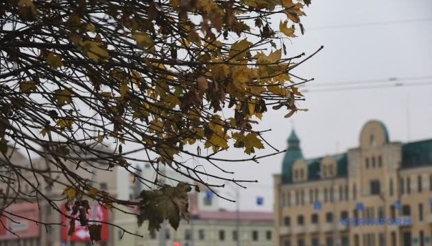 В Україні мінлива хмарність, удень до +25°