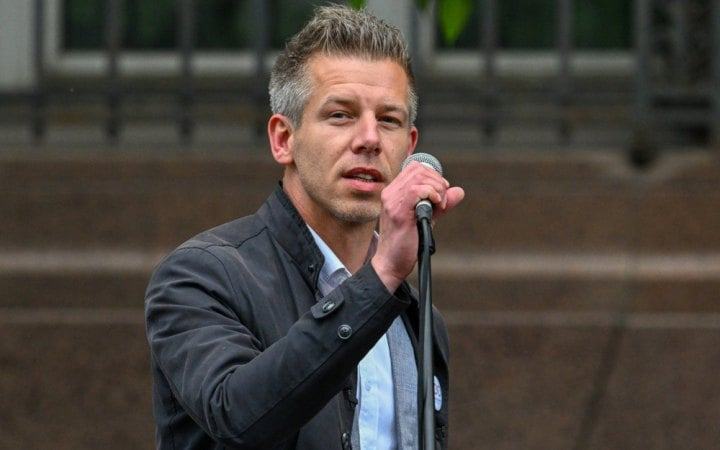 ЗМІ: депутати Європарламенту готуються припинити «ядерну опцію» за статтею 7 проти Угорщини