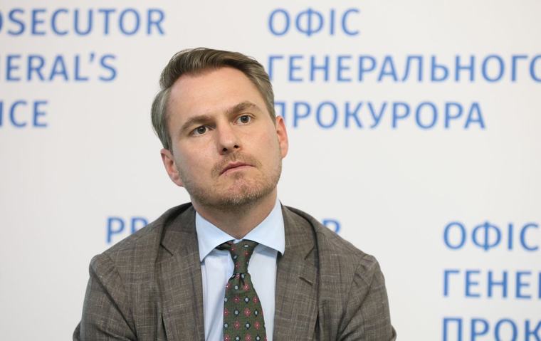 16:08 В Офісі генпрокурора зробили заяву щодо нічних обшуків у справі "Карфаген"