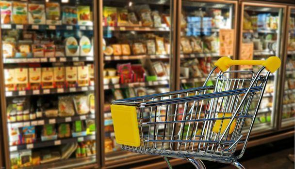 Українцям слід мати запас продуктів і води на тиждень-півтора: заява Держпродспоживслужби