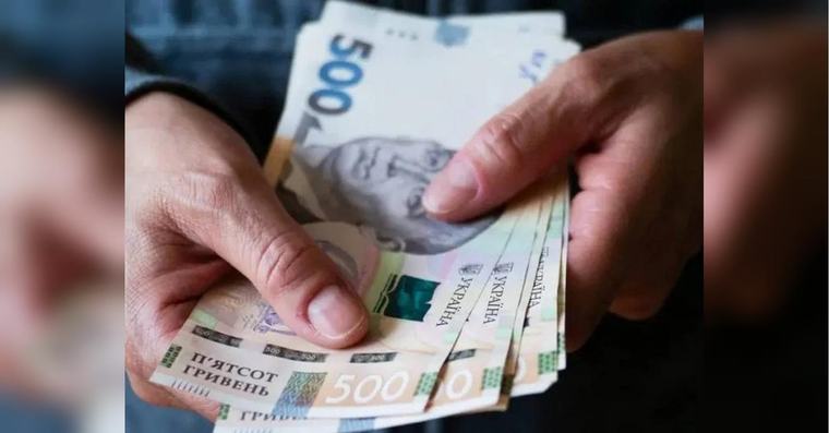 У працюючих пенсіонерів можуть забрати пенсію: хто залишиться без виплат