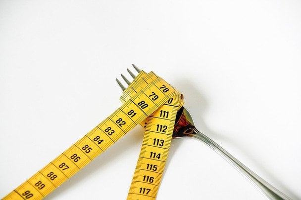Їли як завжди, але худнули: вчені випробували незвичайний спосіб спалювання жиру