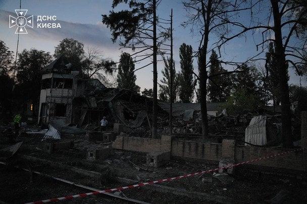 Кривавий ракетний удар по Києву: кількість жертв зростає — останні дані, усі подробиці про атаку (оновлено)