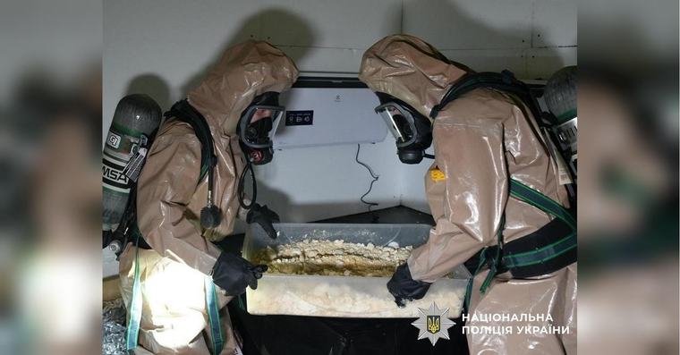 Сотні обшуків і підозр: в Україні завершили масштабну спецоперацію та вилучили наркотиків на 540 млн грн (фото)