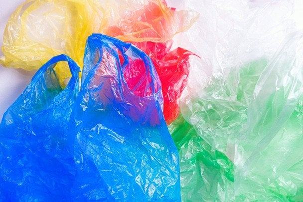 Ця проста звичка може скоротити використання пластикових пакетів: перевірте себе