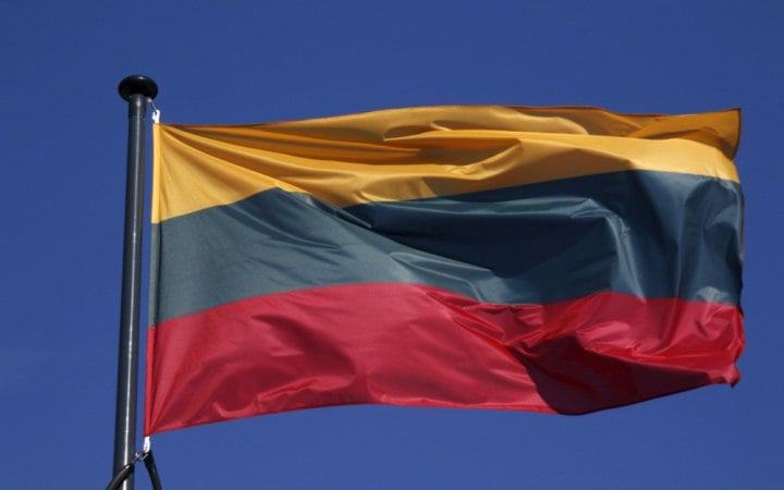 Литва видворила з країни 22 білорусів, яких визнали загрозою нацбезпеці